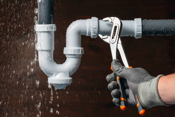 Professional Leak Detection technician working in Pep, NM